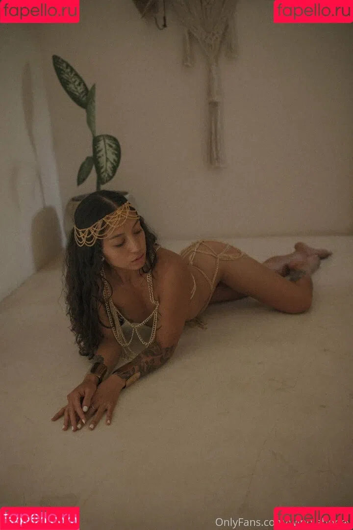 winniehoney Onlyfans Photo Gallery 