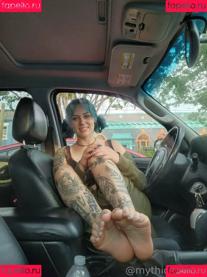 mythicmaggie Onlyfans Photo Gallery 