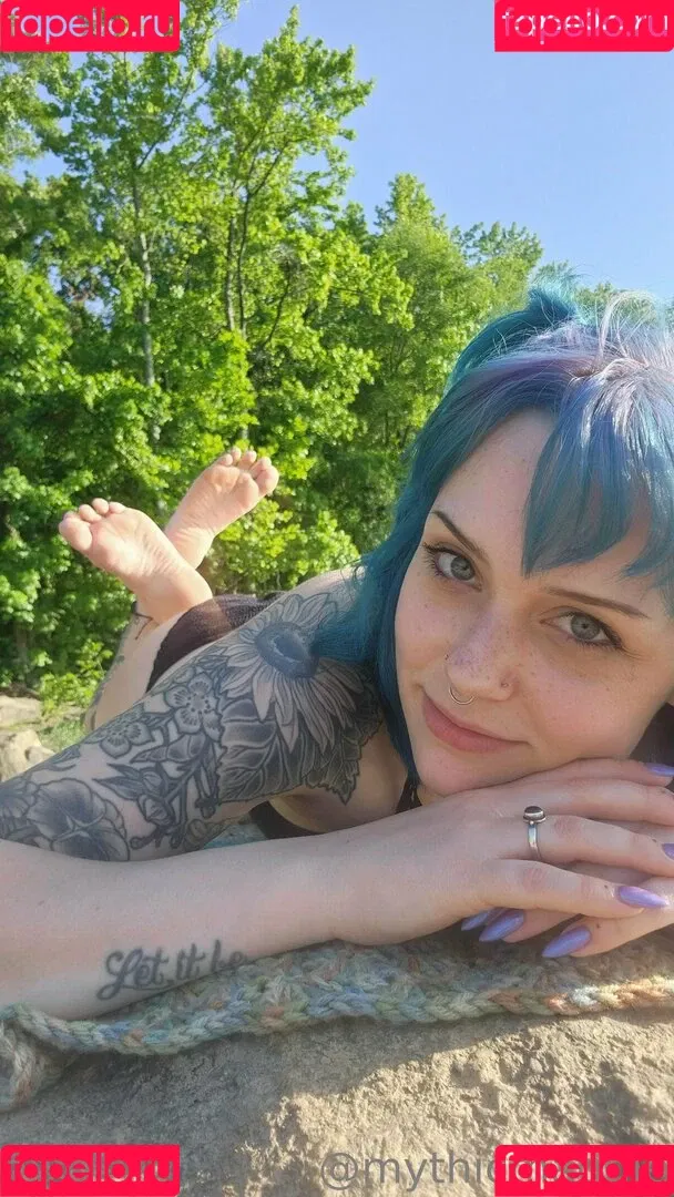 mythicmaggie Onlyfans Photo Gallery 