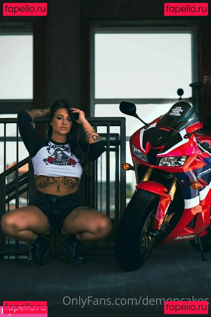 Demoncakes Onlyfans Photo Gallery 