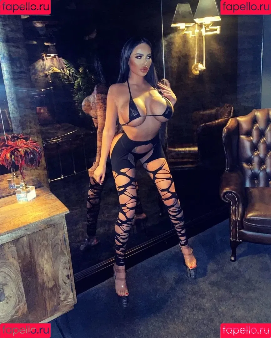 Parismilan.xo Onlyfans Photo Gallery 