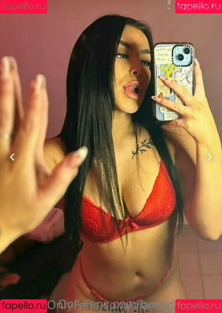 bustylilmegan Onlyfans Photo Gallery 