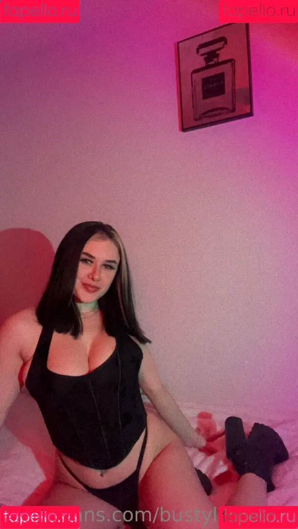 bustylilmegan Onlyfans Photo Gallery 