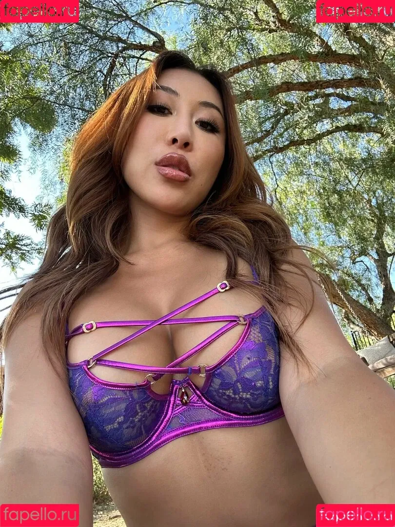 nicoledoshi Onlyfans Photo Gallery 
