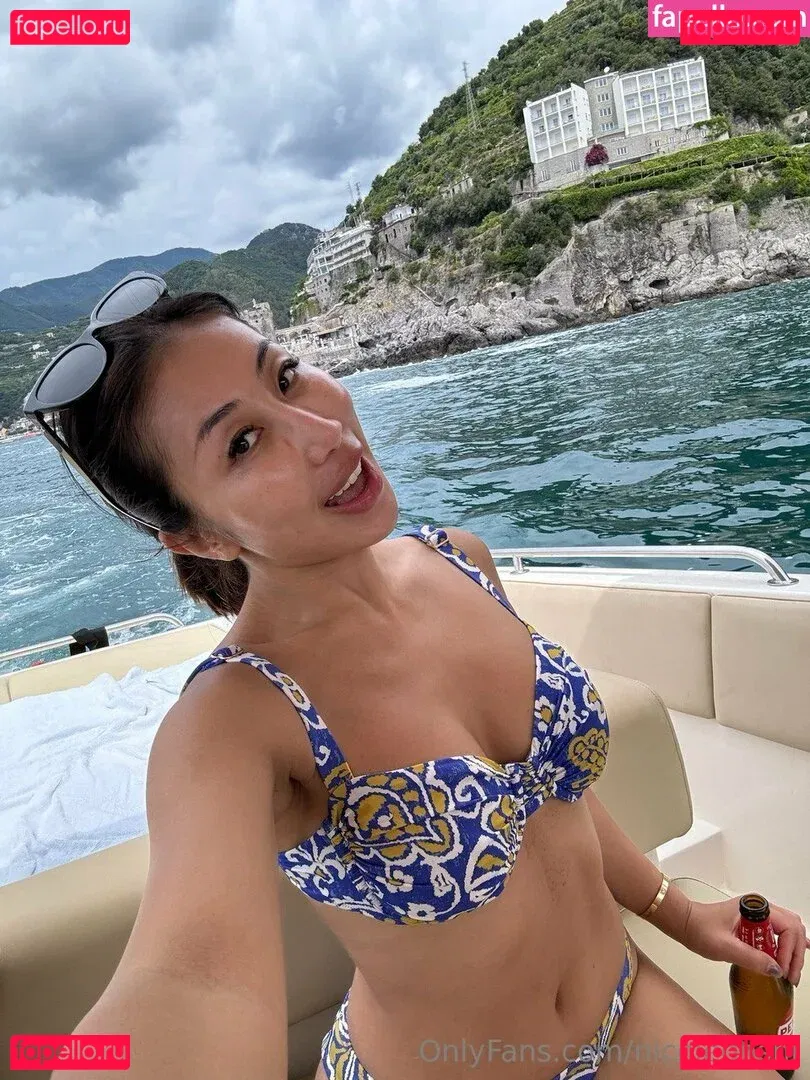 nicoledoshi Onlyfans Photo Gallery 