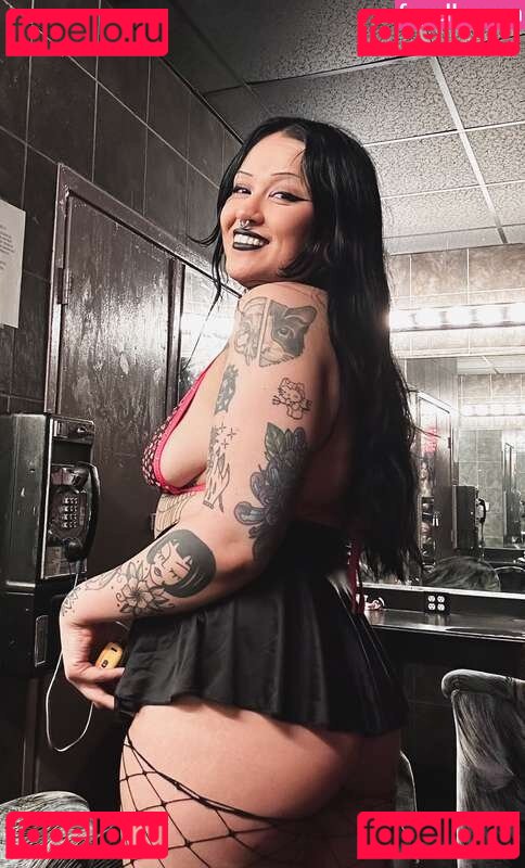 Layla Lavender Nude Onlyfans Photo 8