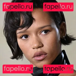 Taylor Russell Onlyfans Photo Gallery 