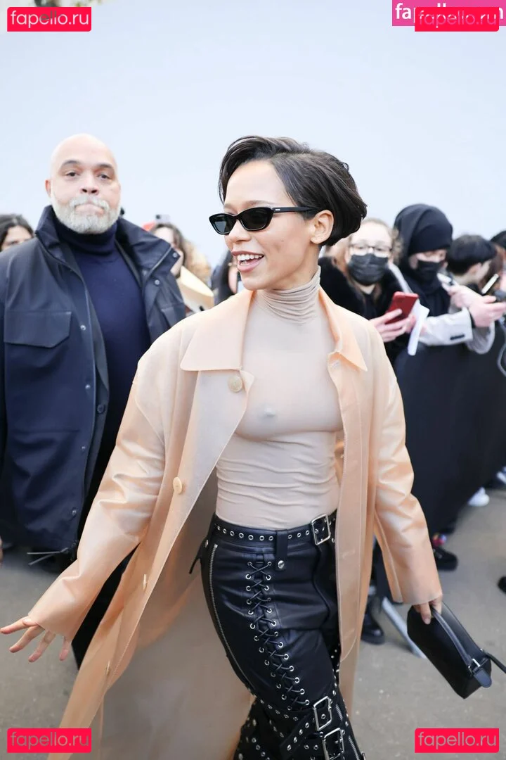 Taylor Russell Onlyfans Photo Gallery 