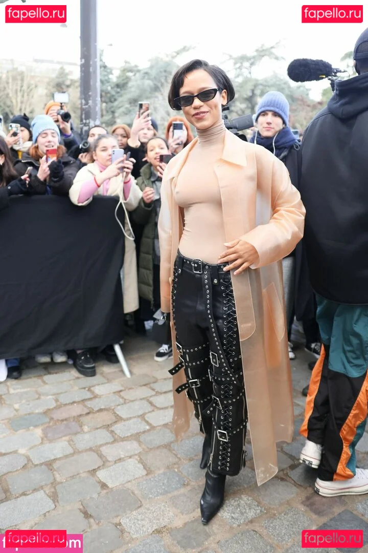 Taylor Russell Onlyfans Photo Gallery 