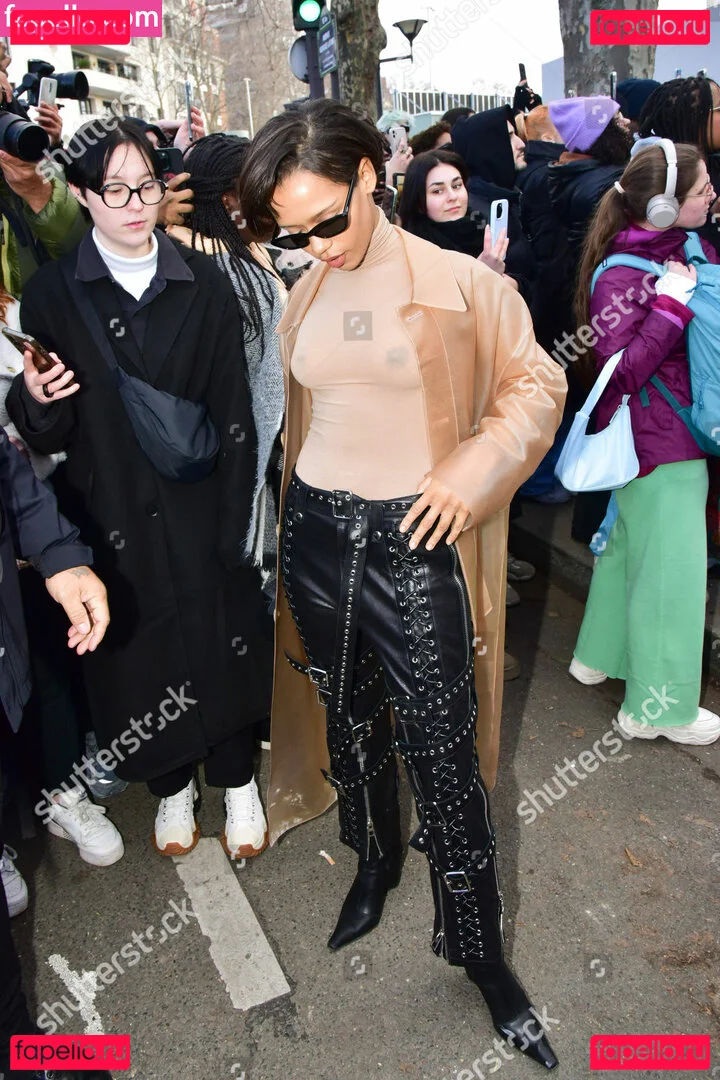 Taylor Russell Onlyfans Photo Gallery 