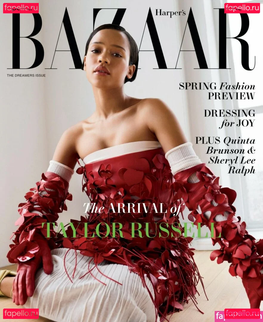 Taylor Russell Onlyfans Photo Gallery 