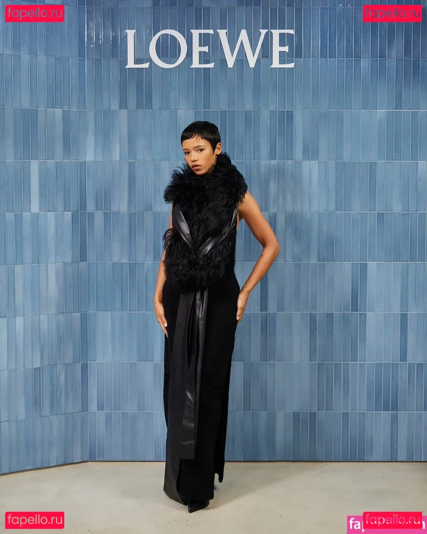 Taylor Russell Onlyfans Photo Gallery 