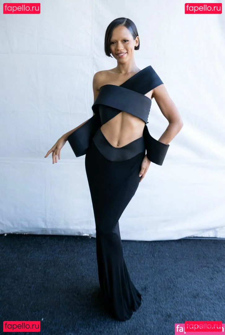 Taylor Russell Onlyfans Photo Gallery 