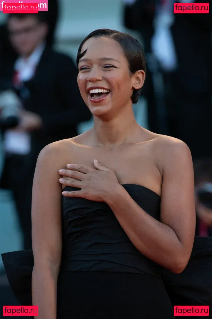 Taylor Russell Onlyfans Photo Gallery 