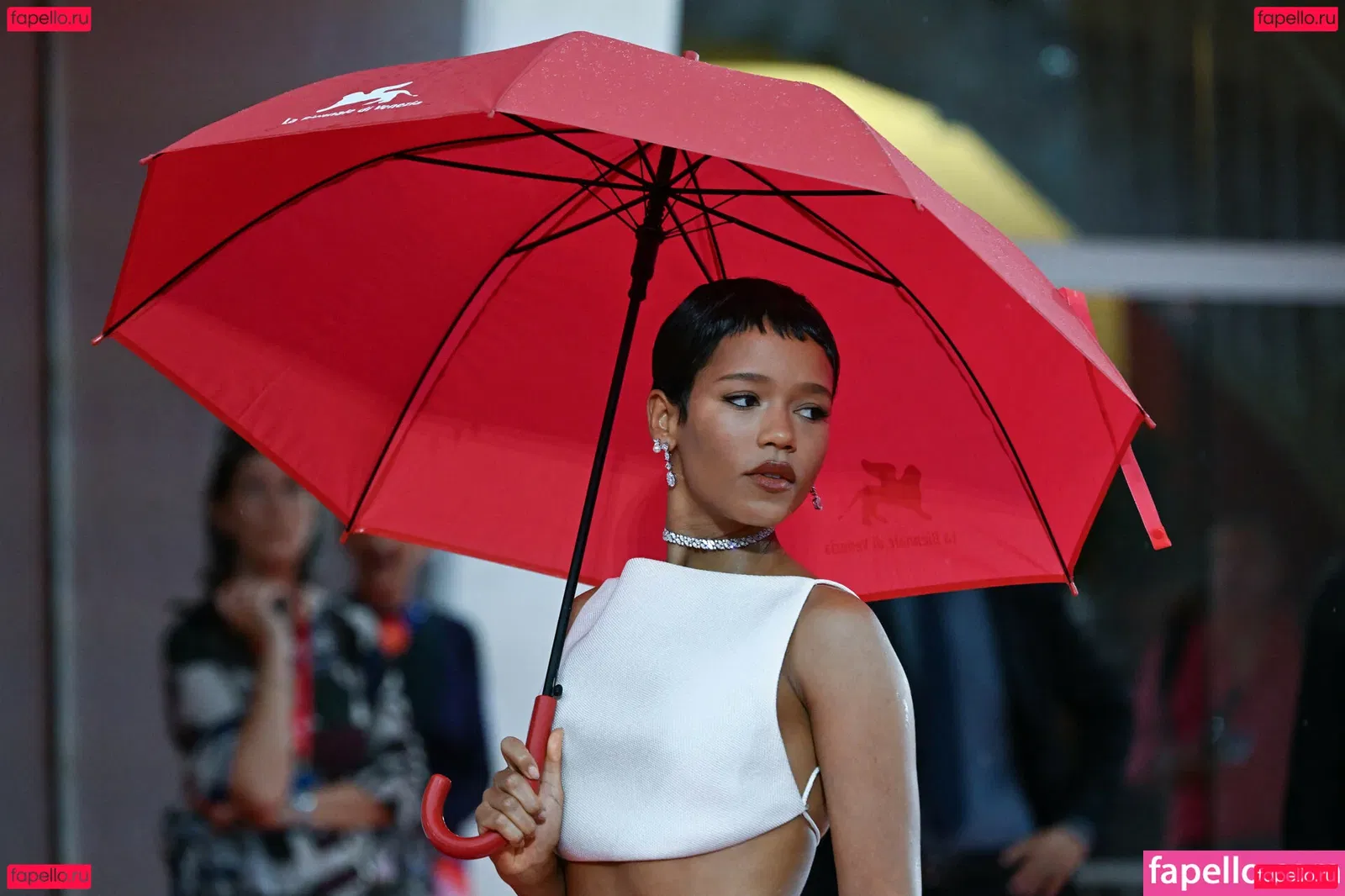 Taylor Russell Onlyfans Photo Gallery 