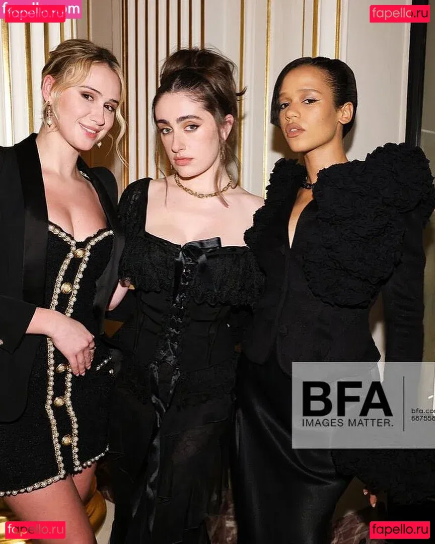 Taylor Russell Onlyfans Photo Gallery 