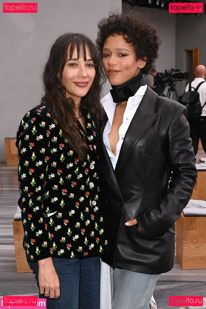 Taylor Russell Onlyfans Photo Gallery 