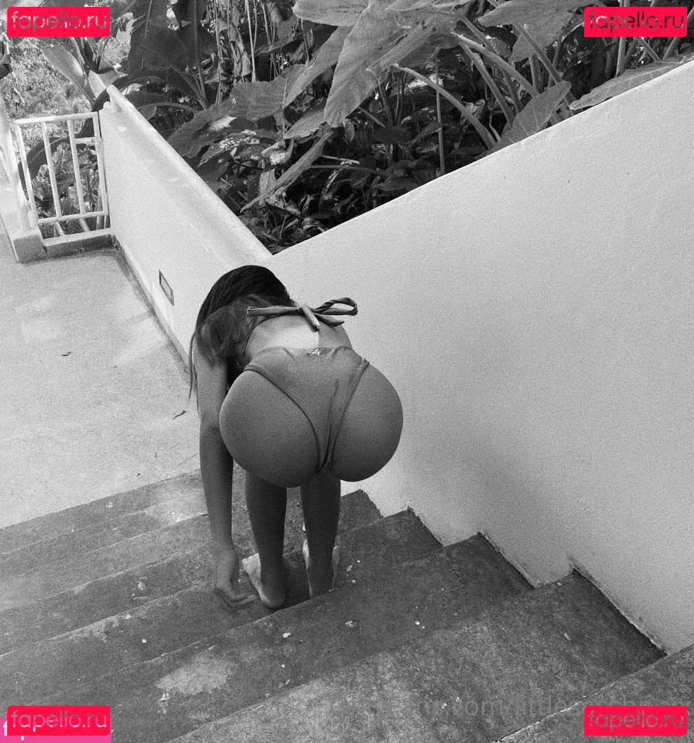 LittleSassha Onlyfans Photo Gallery 