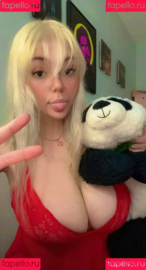 Chewywaifu Onlyfans Photo Gallery 