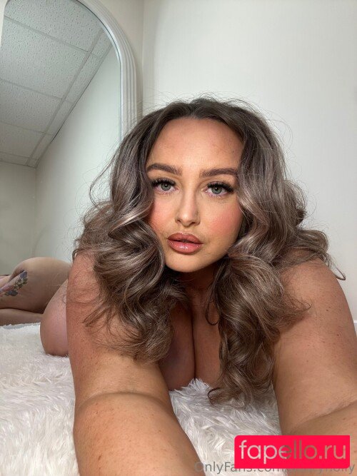 bustyholly Nude Onlyfans Photo 14