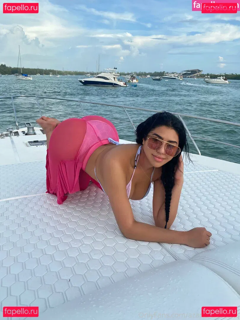 azariafreepage Onlyfans Photo Gallery 