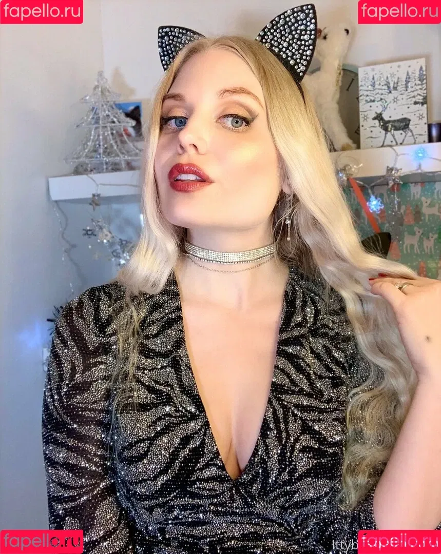 ittybittyprettykittyfree Onlyfans Photo Gallery 