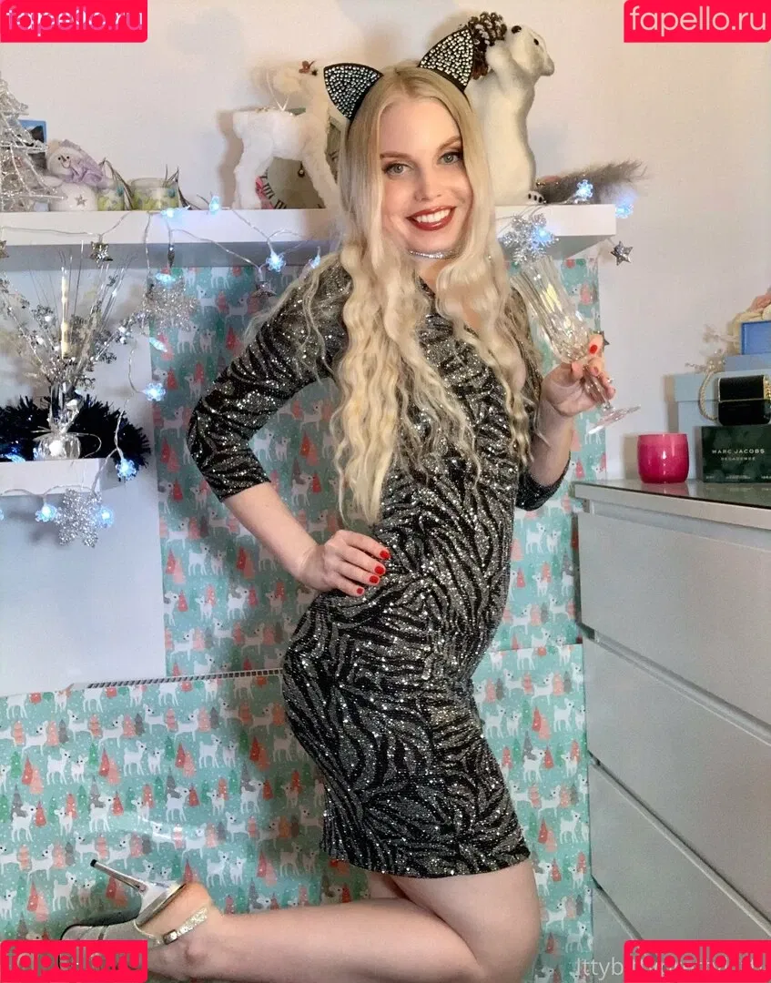 ittybittyprettykittyfree Onlyfans Photo Gallery 