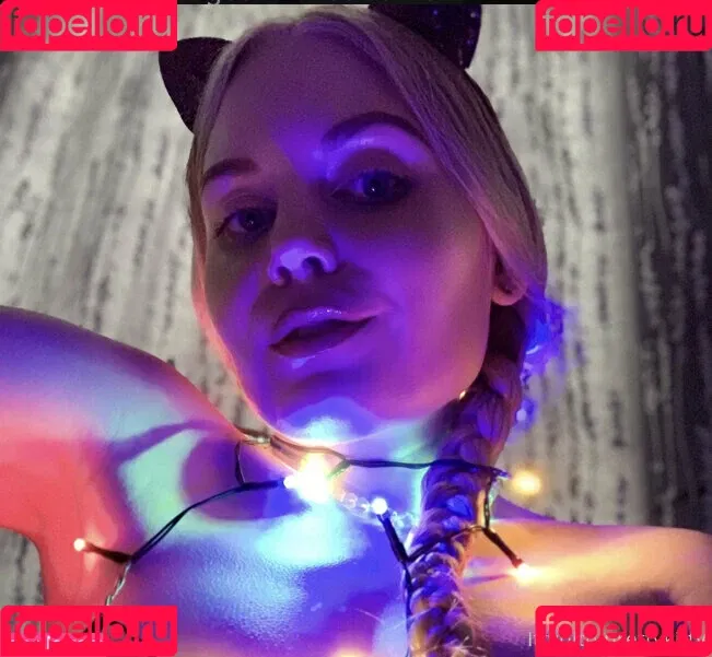 ittybittyprettykittyfree Onlyfans Photo Gallery 
