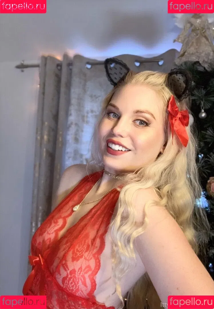ittybittyprettykittyfree Onlyfans Photo Gallery 