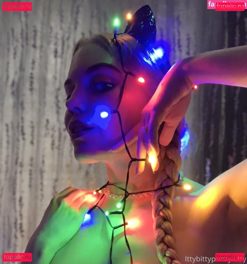ittybittyprettykittyfree Onlyfans Photo Gallery 