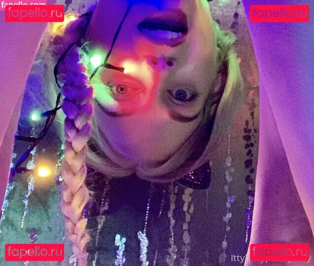 ittybittyprettykittyfree Onlyfans Photo Gallery 