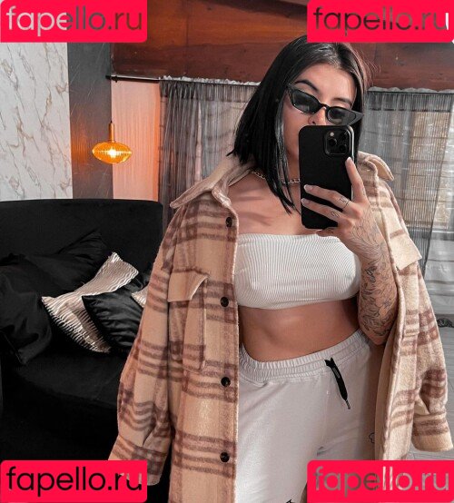 Alison Estrada Onlyfans Photo Gallery 