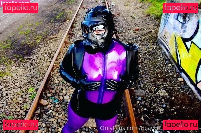 heavyrubberette_free Onlyfans Photo Gallery 