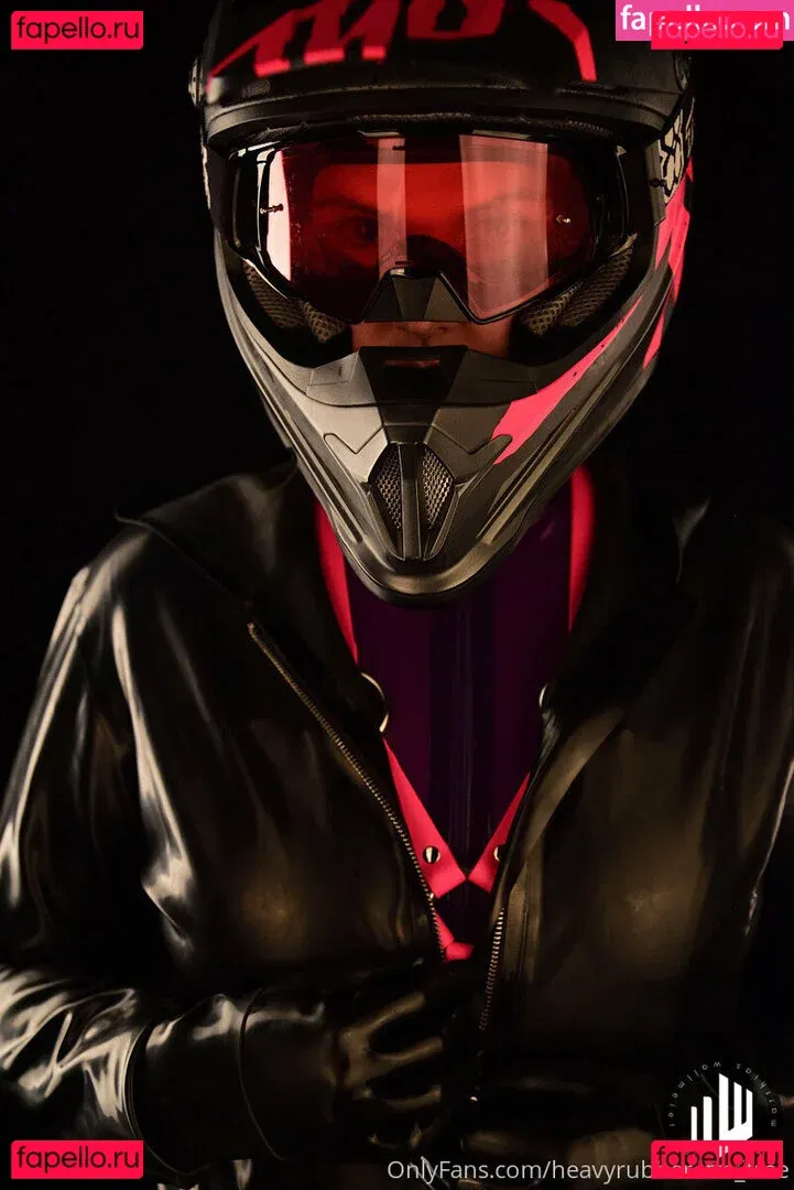 heavyrubberette_free Onlyfans Photo Gallery 