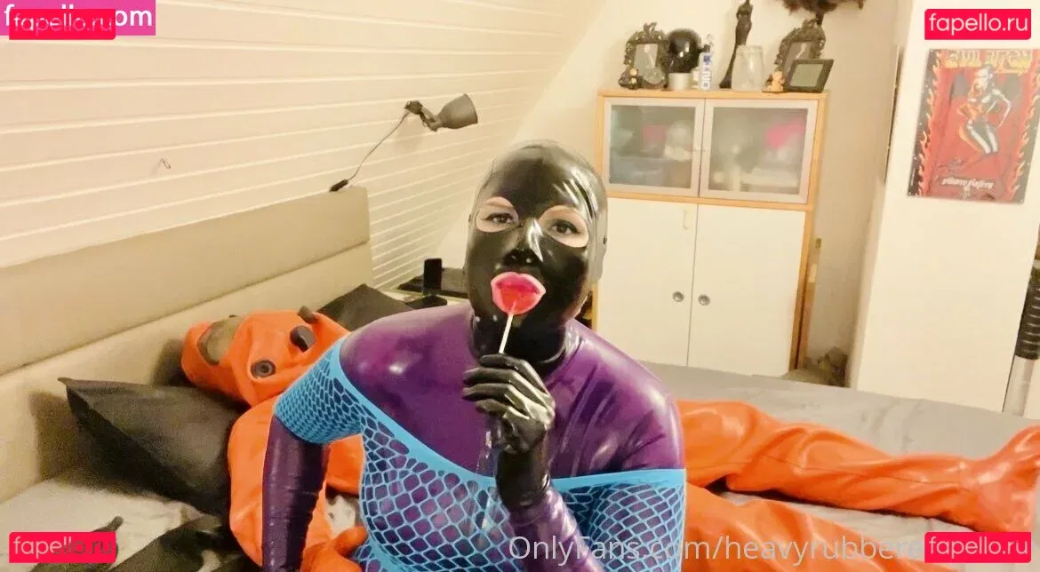 heavyrubberette_free Onlyfans Photo Gallery 