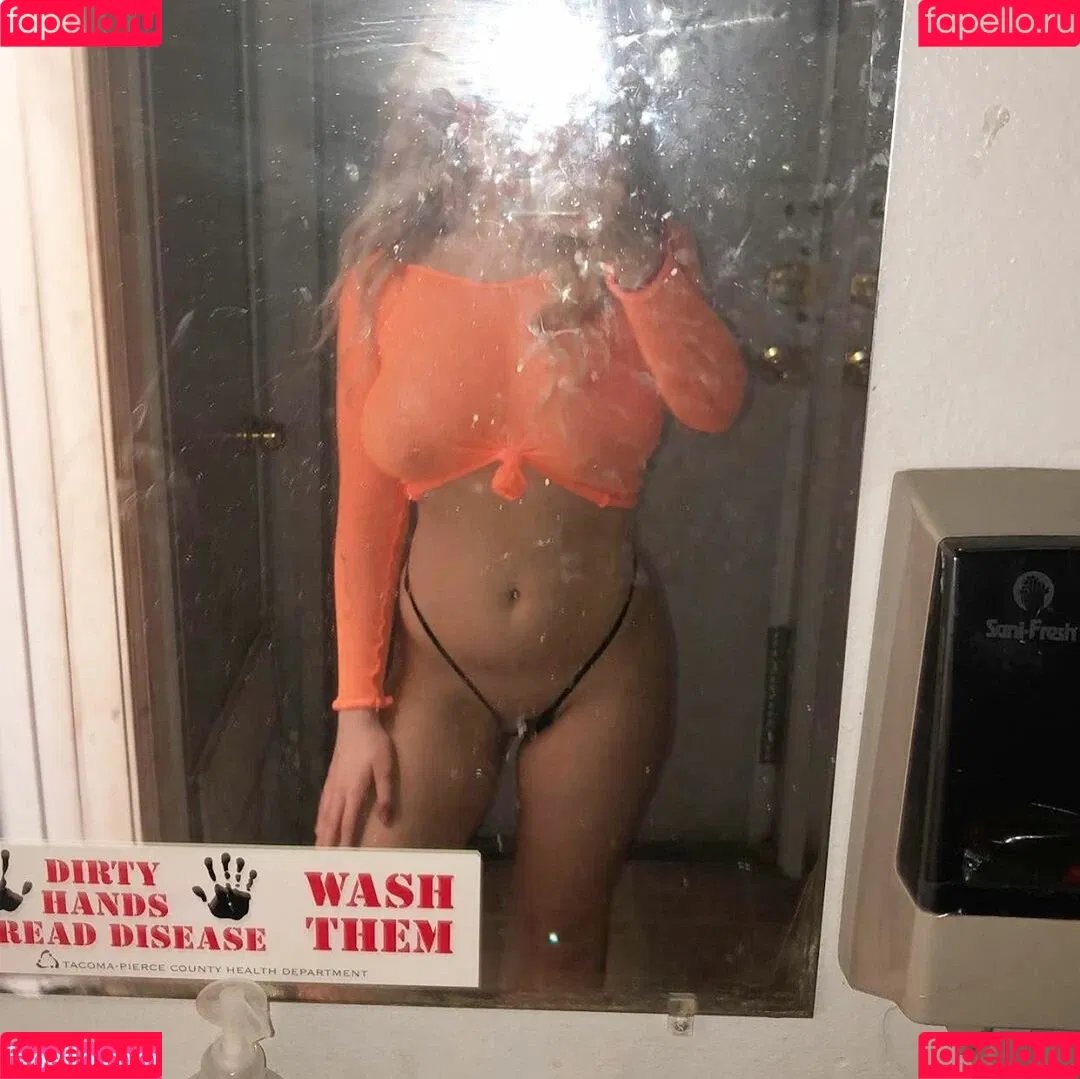 Hannah Haugenn Onlyfans Photo Gallery 