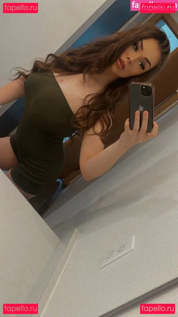 Hannah Haugenn Onlyfans Photo Gallery 