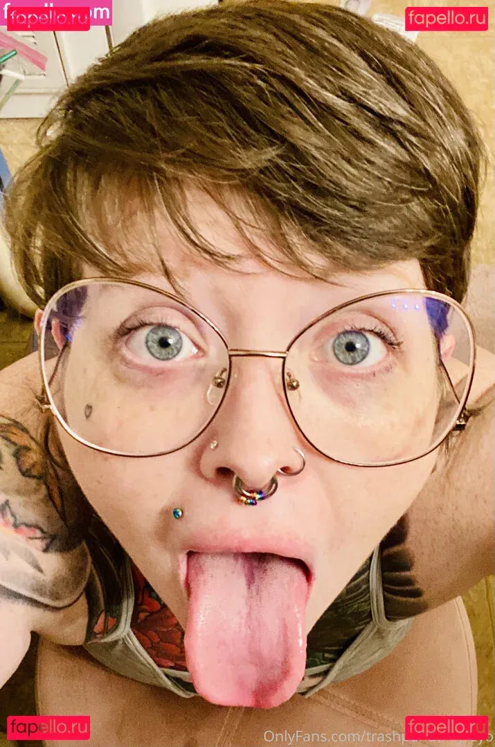 trashpanda4lyfeyo Onlyfans Photo Gallery 