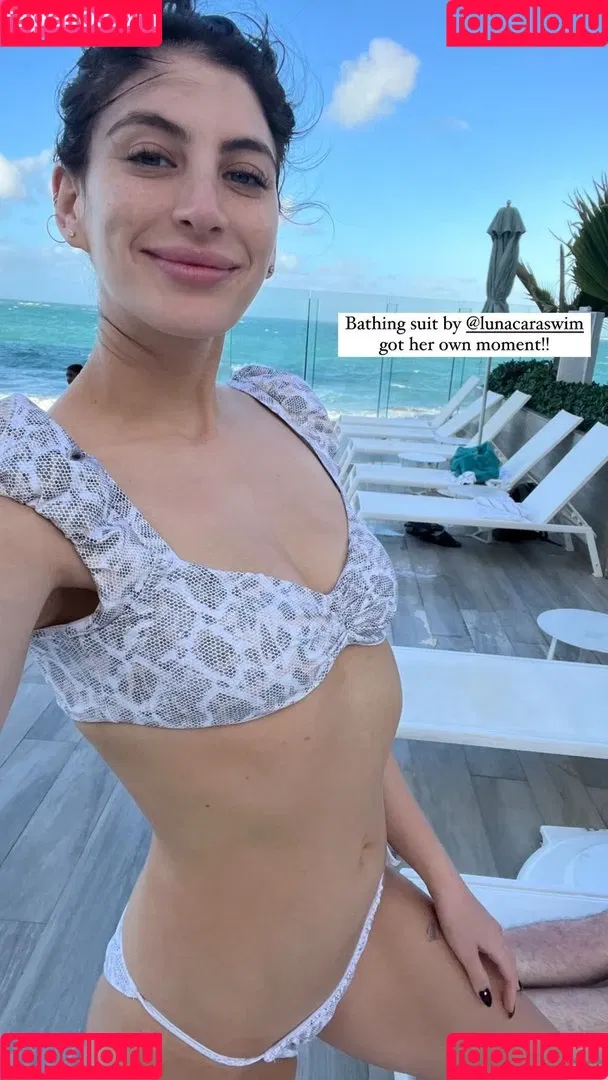 Ariana Basseri Onlyfans Photo Gallery 