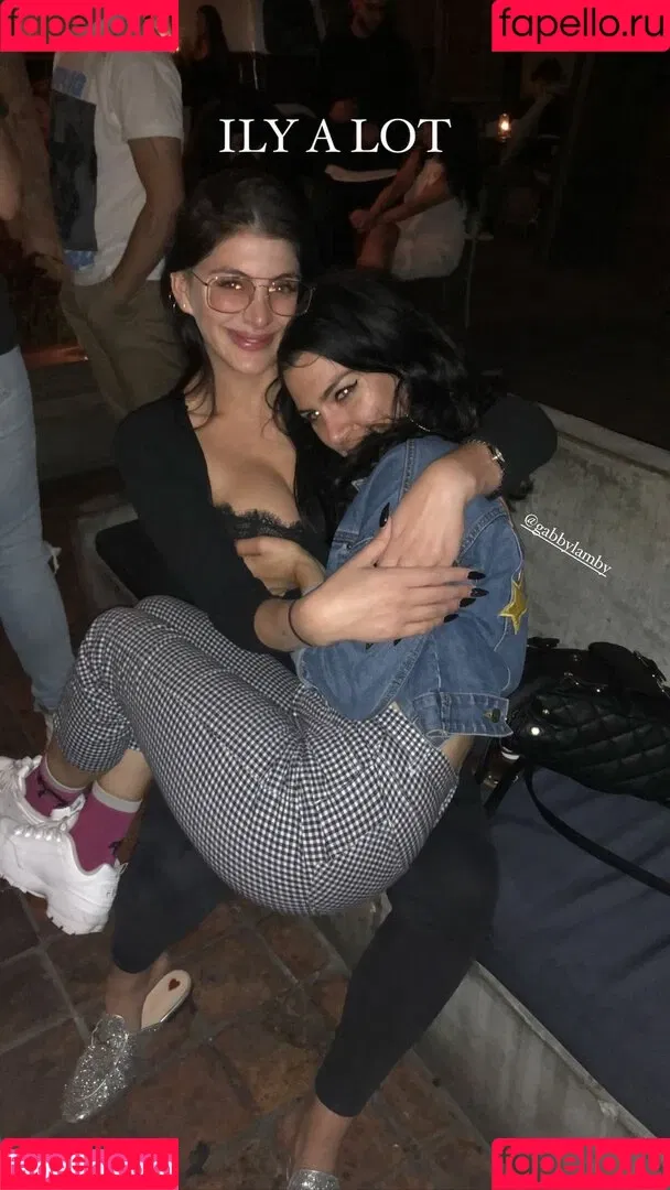 Ariana Basseri Onlyfans Photo Gallery 