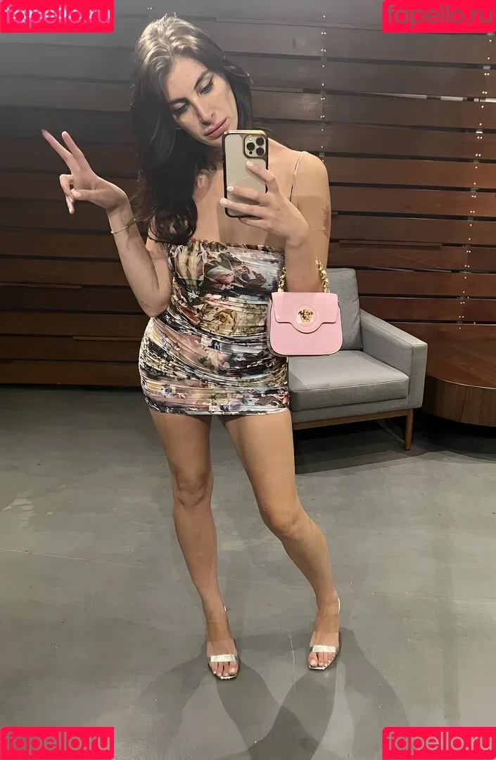 Ariana Basseri Onlyfans Photo Gallery 