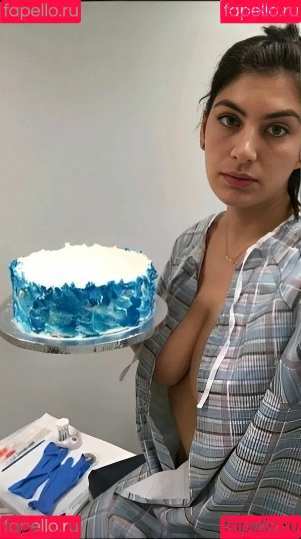 Ariana Basseri Onlyfans Photo Gallery 