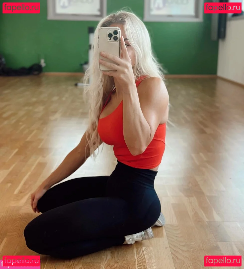 Trine Petronella Onlyfans Photo Gallery 