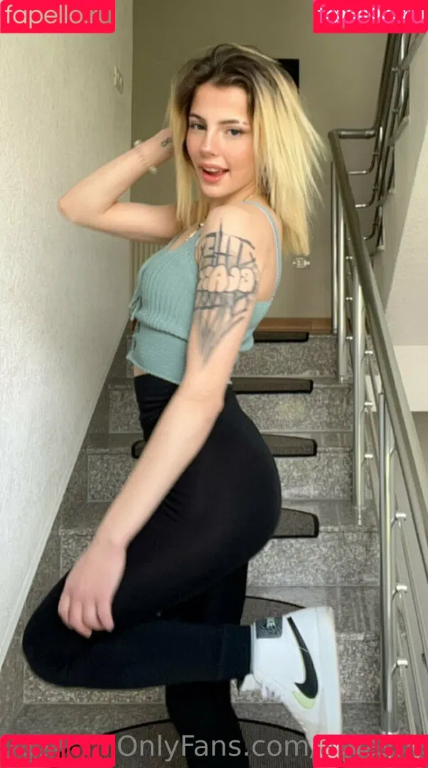 aryasm Onlyfans Photo Gallery 