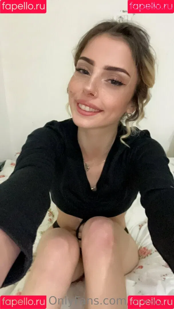 aryasm Onlyfans Photo Gallery 
