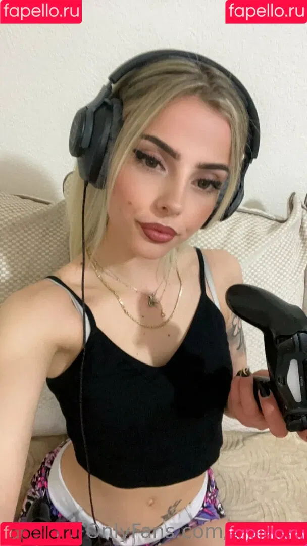 aryasm Onlyfans Photo Gallery 