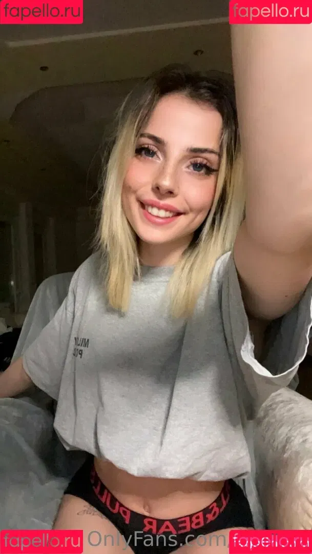 aryasm Onlyfans Photo Gallery 