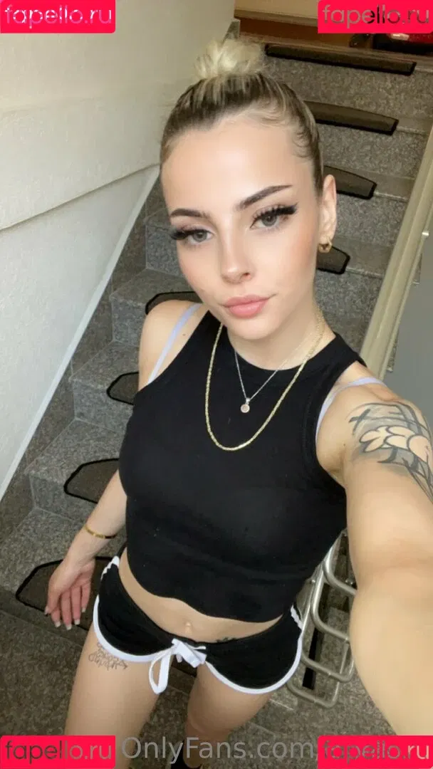 aryasm Onlyfans Photo Gallery 