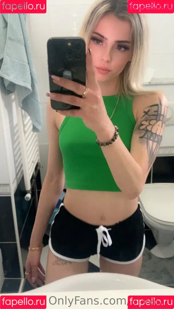 aryasm Onlyfans Photo Gallery 