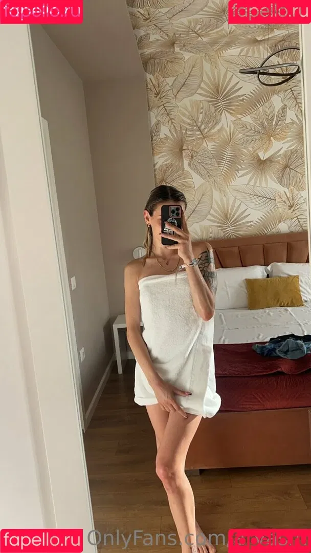 aryasm Onlyfans Photo Gallery 